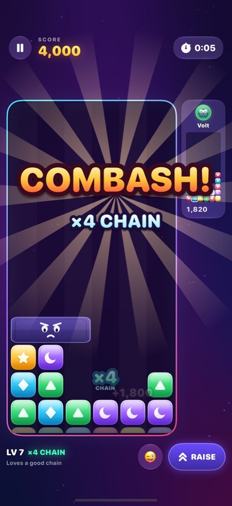 A ×4 chain reaction ending in the COMBASH! slam