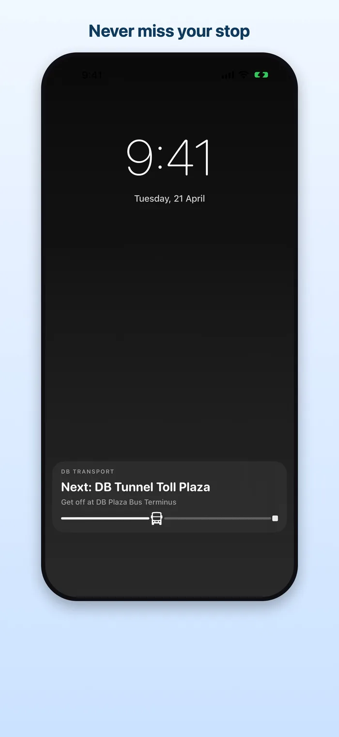 A DB Transport Live Activity counting down to the next stop on the iPhone Lock Screen